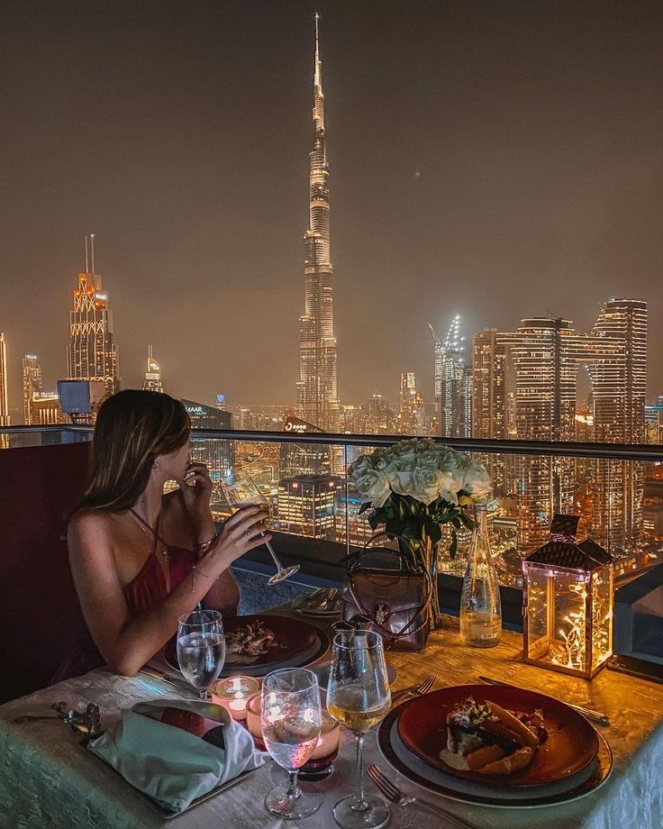 💰 4️⃣ MANIFESTA ABBONDANZA — “Luxury Frequency”