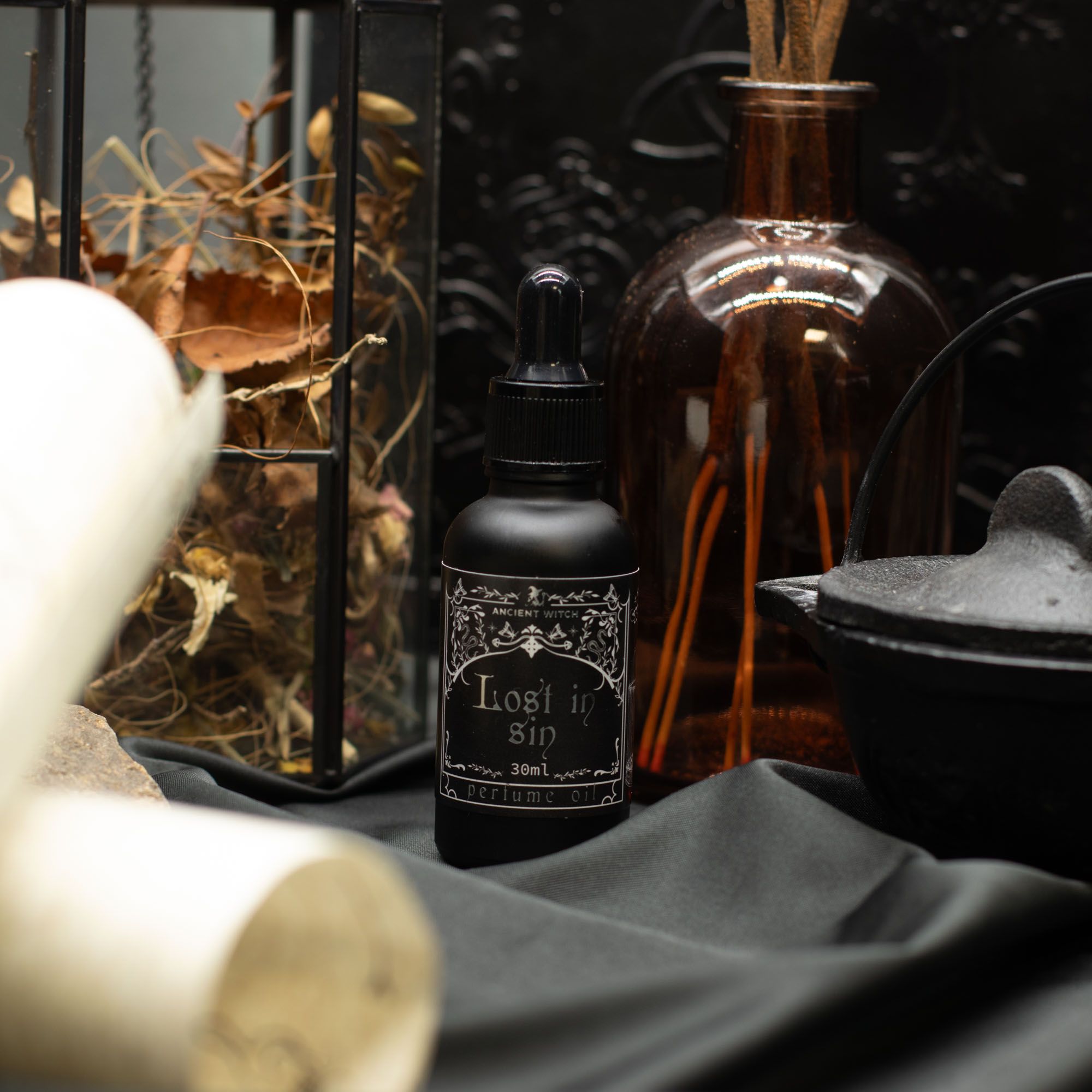 🌙 L’Elixir in Olio della Strega Antica ✦ Lost in Sin