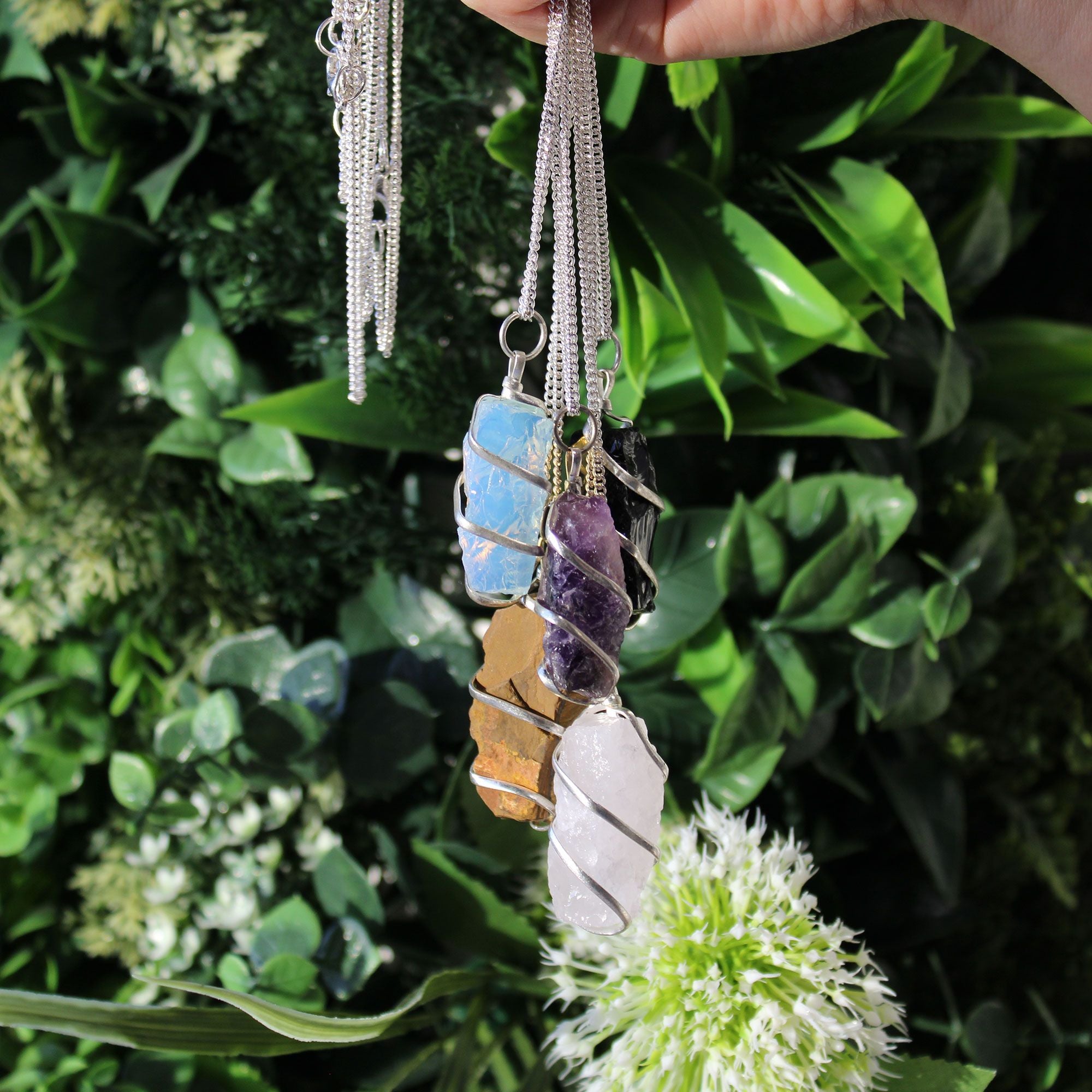 🖤 Collana a Cascata in Onice Nero Grezzo – Protezione & Potere