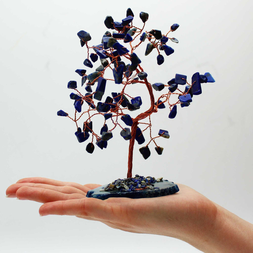 Albero di Pietre Preziose con 100 Sodalite – Base in Agata Blu – Serenità, Chiarezza Mentale e Comunicazione
